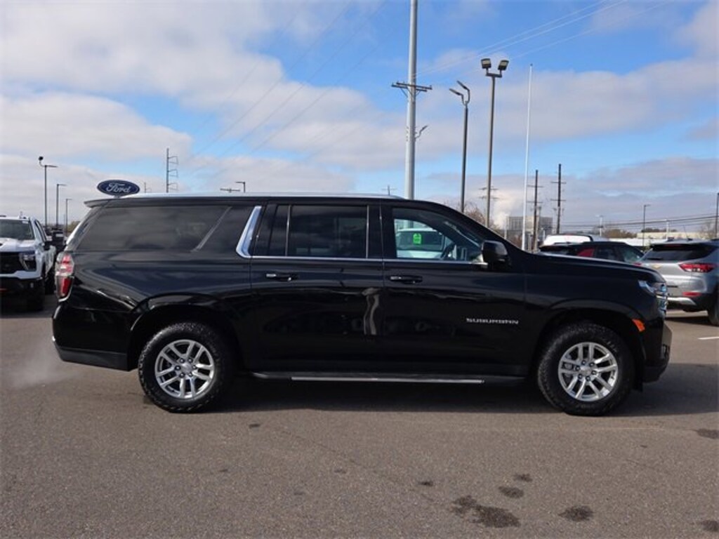 Used 2023 Chevrolet Suburban LT SUV