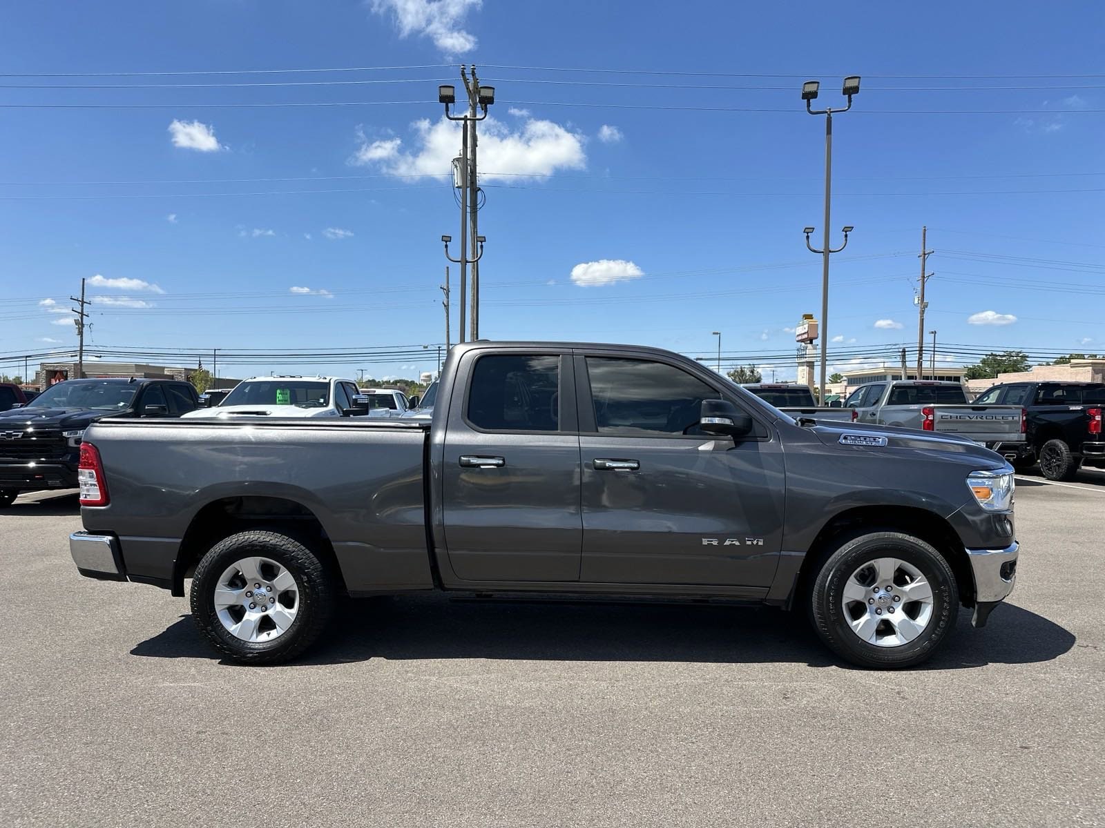 Used 2020 RAM Ram 1500 Pickup Big Horn/Lone Star with VIN 1C6SRFBT6LN253718 for sale in Southaven, MS