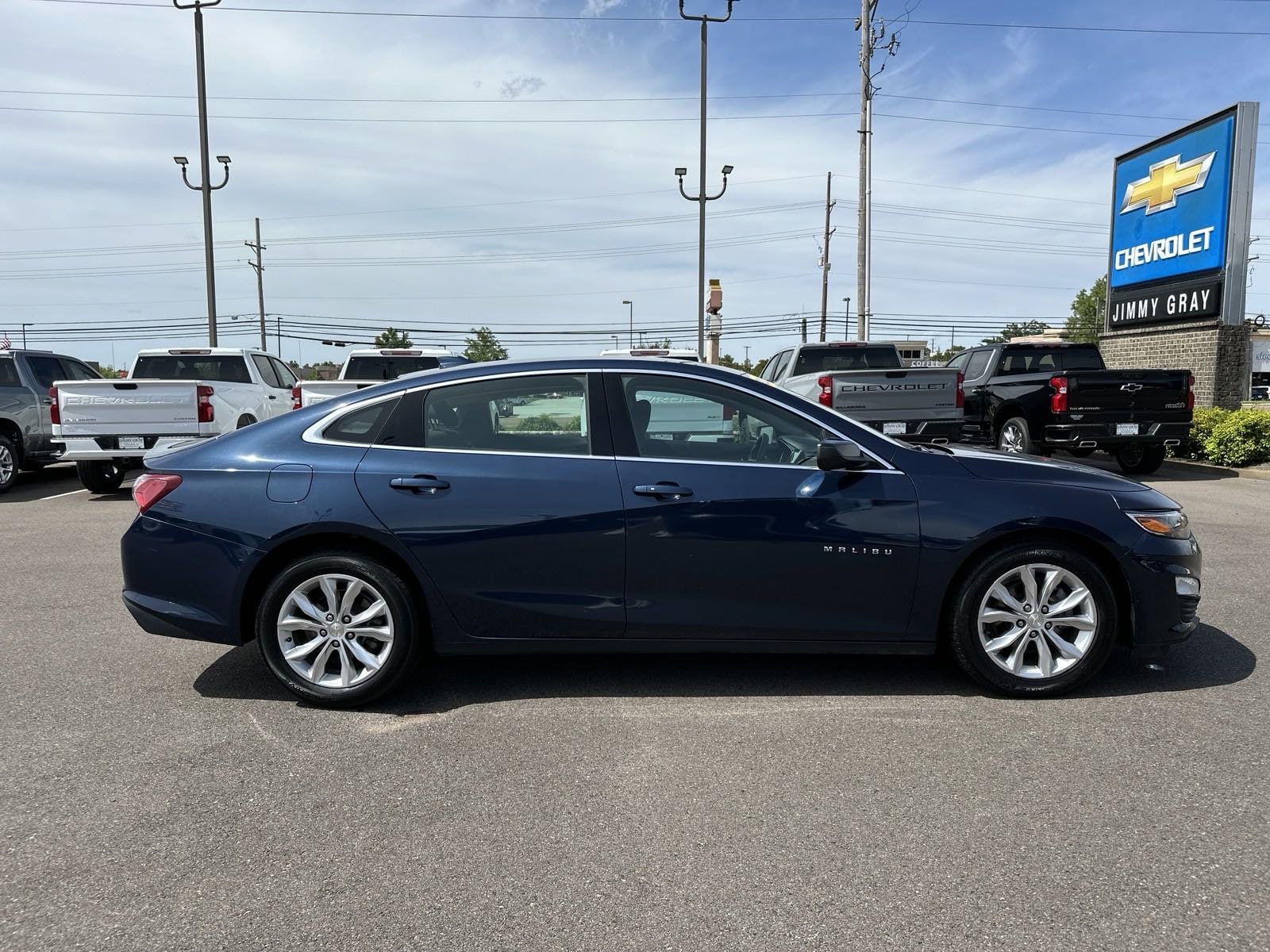 Used 2021 Chevrolet Malibu 1LT with VIN 1G1ZD5ST4MF007884 for sale in Southaven, MS