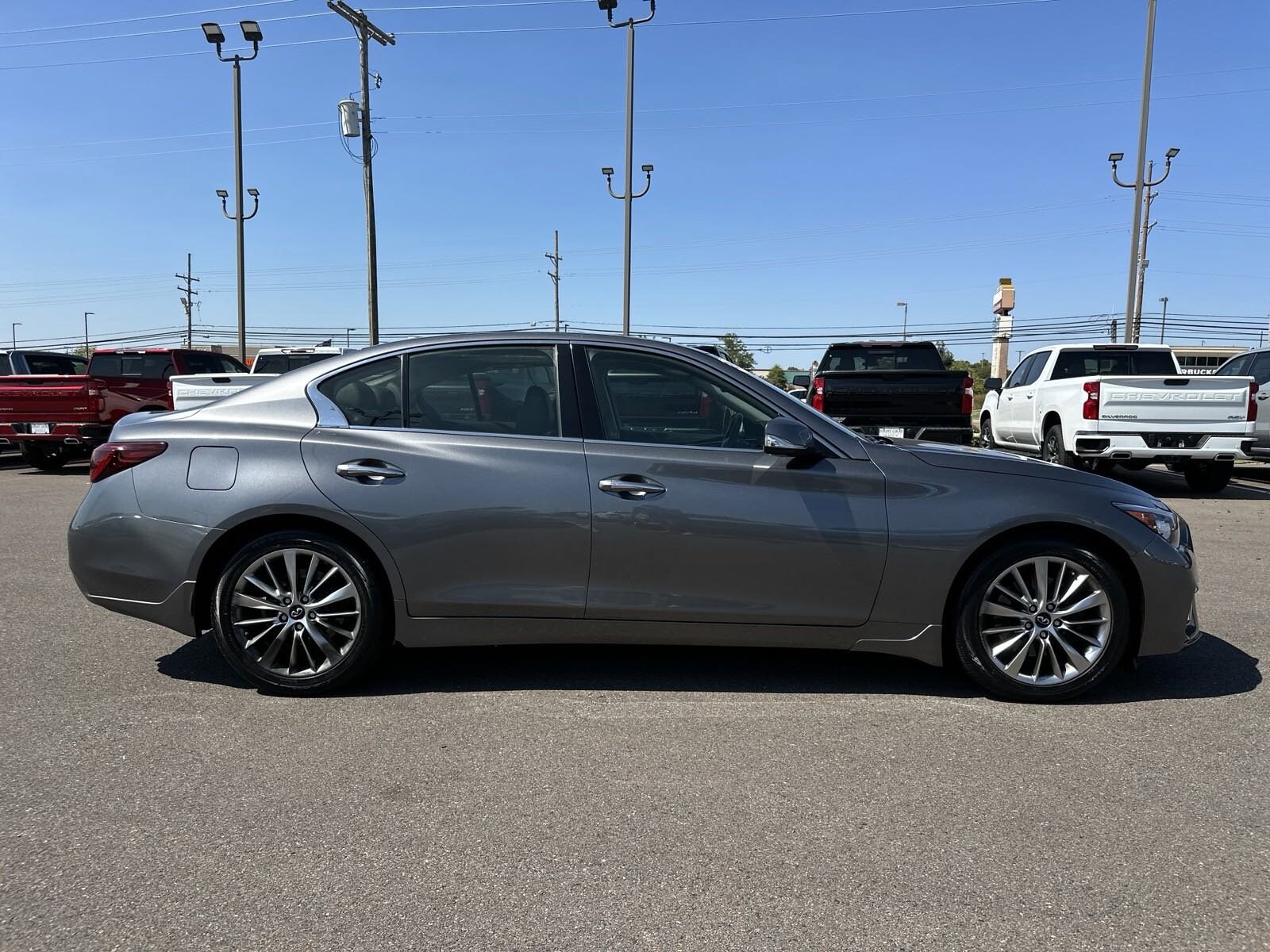 Used 2018 INFINITI Q50 LUXE with VIN JN1EV7ARXJM443914 for sale in Southaven, MS