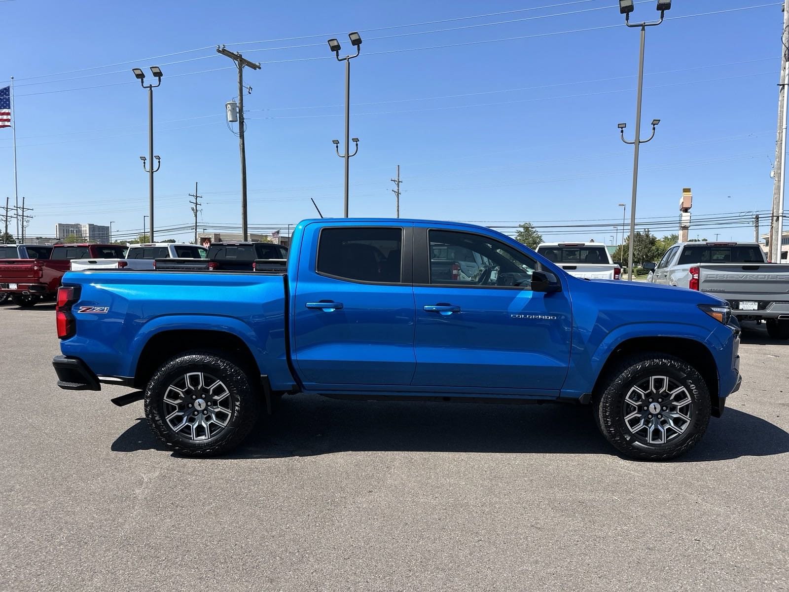 Used 2024 Chevrolet Colorado Z71 with VIN 1GCPTDEK5R1176511 for sale in Southaven, MS