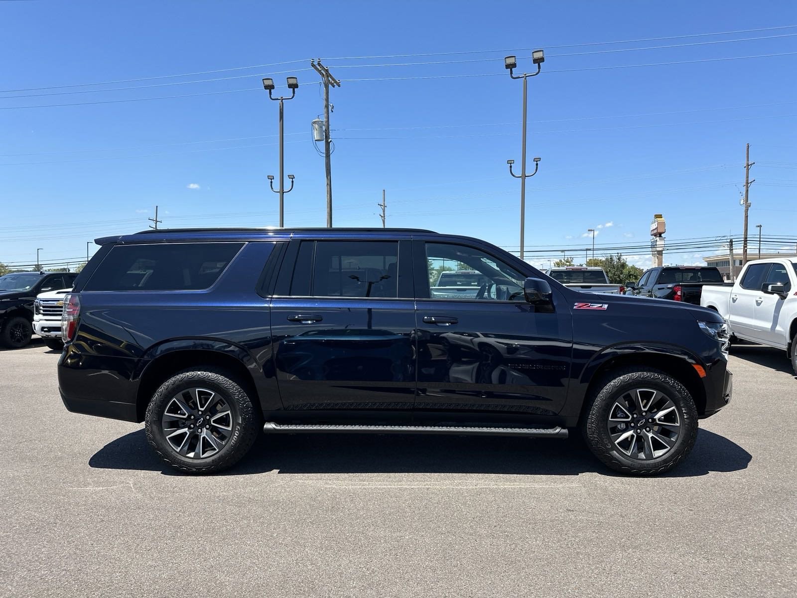 Used 2024 Chevrolet Suburban Z71 with VIN 1GNSKDKD4RR106378 for sale in Southaven, MS