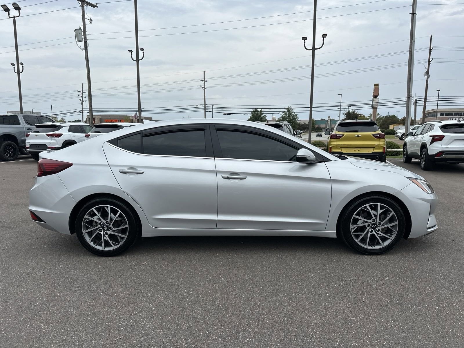 Used 2020 Hyundai Elantra Limited with VIN 5NPD84LF1LH540482 for sale in Southaven, MS