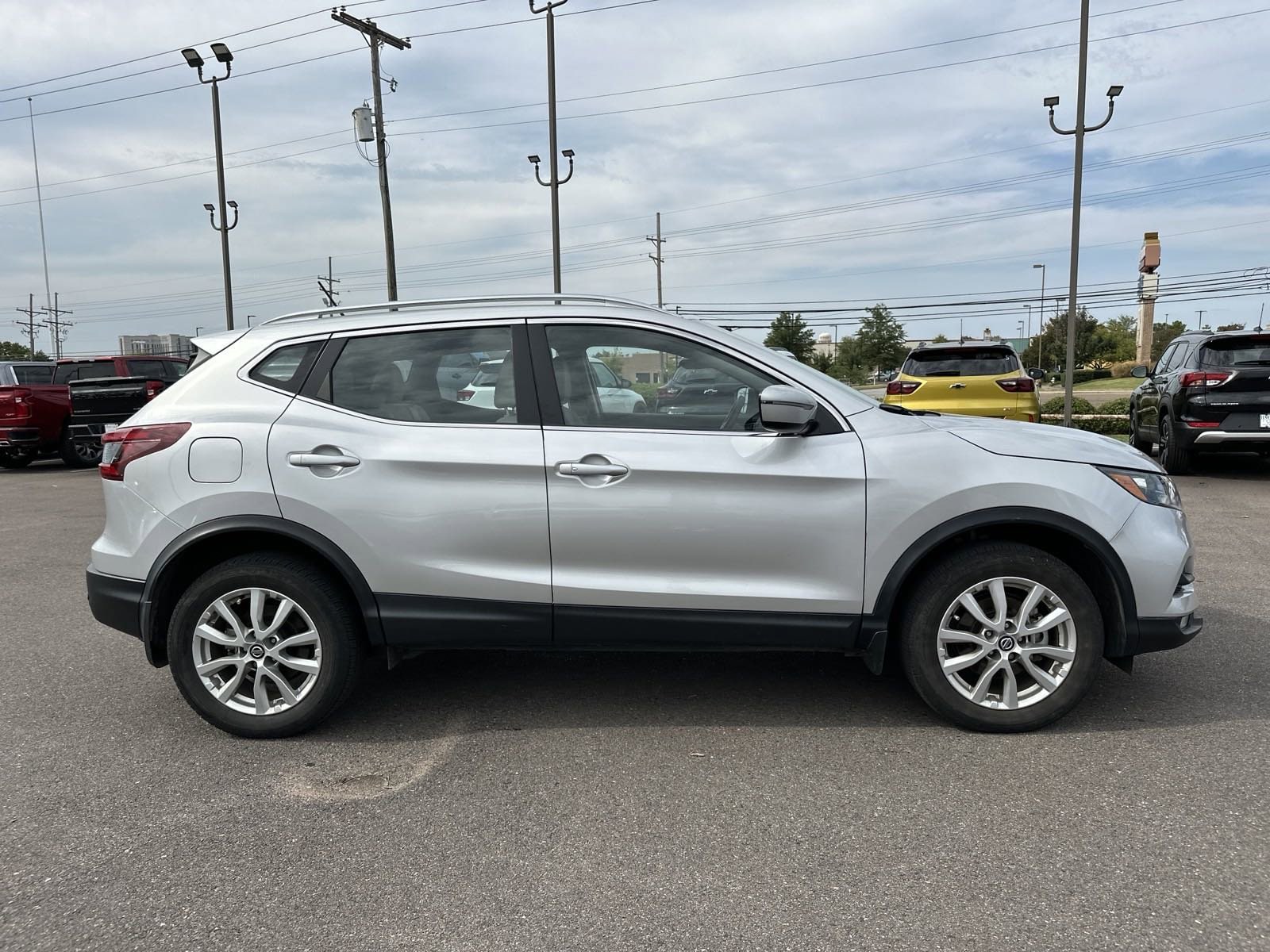 Used 2022 Nissan Rogue Sport SV with VIN JN1BJ1BV0NW346027 for sale in Southaven, MS