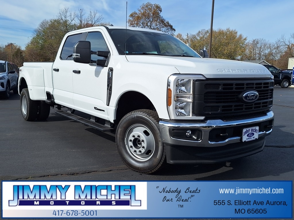 2026 Ford F-350 Super Duty XL's photo