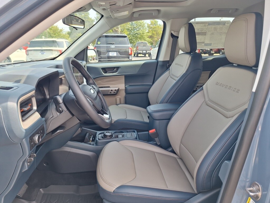 2025 Ford Maverick Lariat photo 4