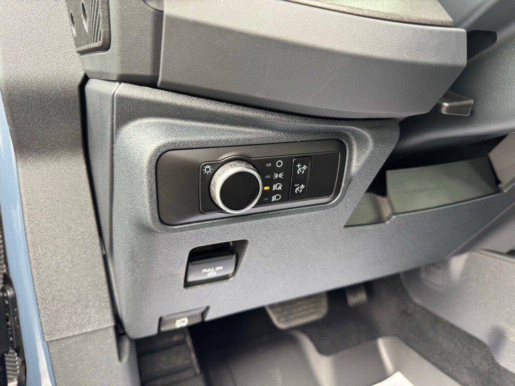 2025 Ford Bronco Base photo 4