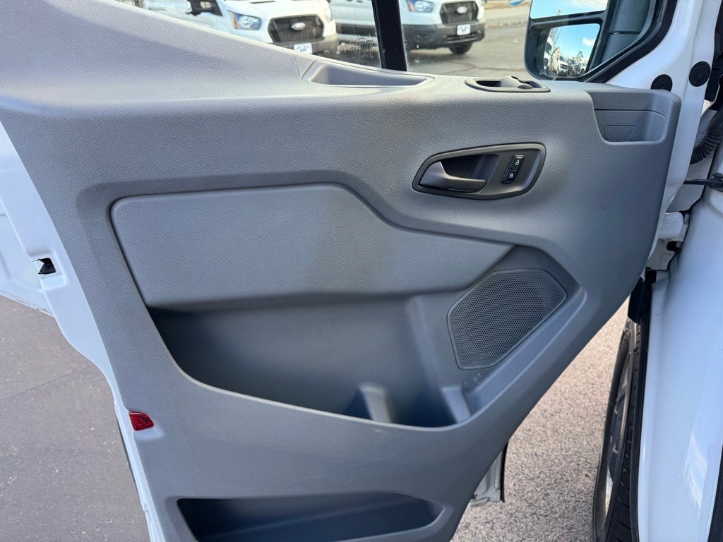 Used 2018 Ford Transit Van Base with VIN 1FTYE9ZM0JKA28899 for sale in Aurora, MO