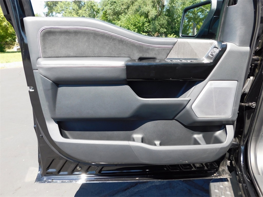 Used 2022 Ford F-150 Lightning Platinum with VIN 1FT6W1EV2NWG02048 for sale in Aurora, MO
