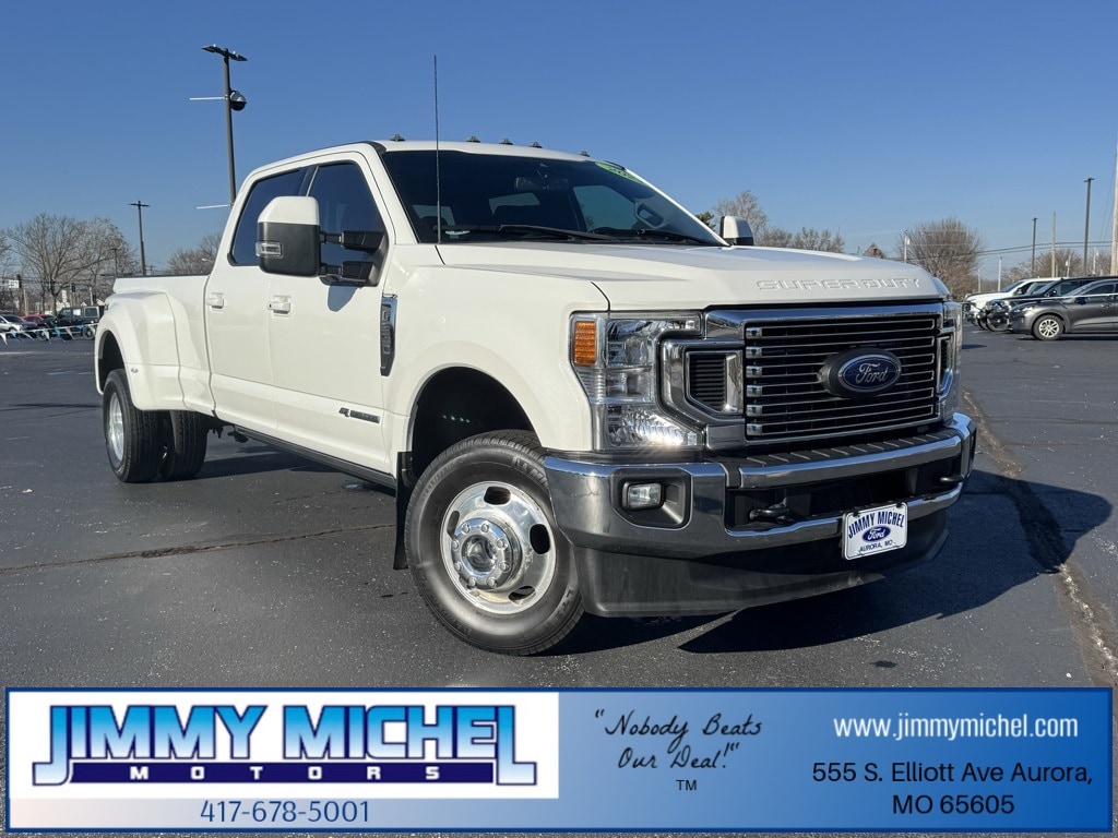 2022 Ford F-350 Super Duty Lariat's photo