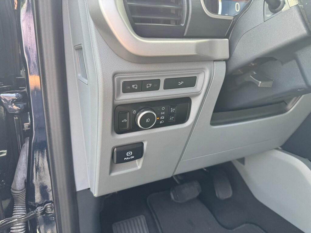 2023 Ford F-150 XLT photo 3