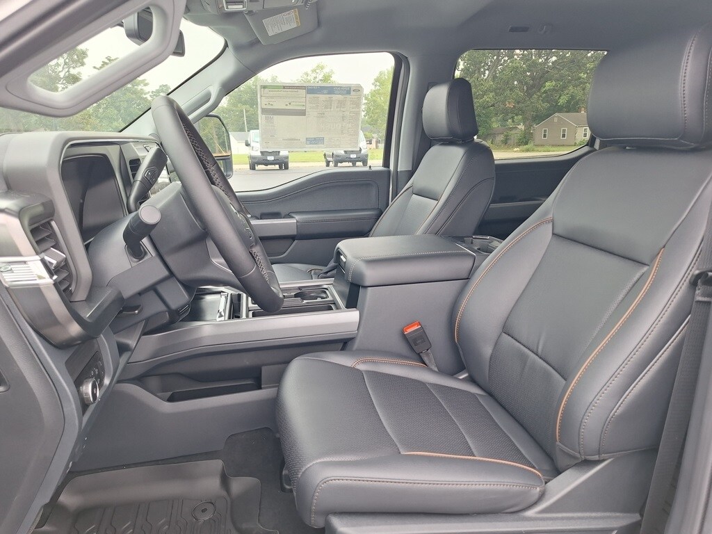 2026 Ford F-350 photo 4
