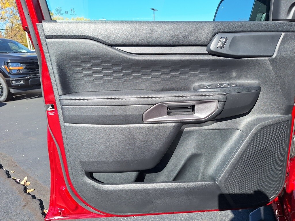 2025 Ford Ranger XLT photo 2