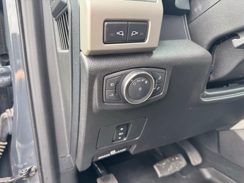 2021 Ford F-250 photo 3
