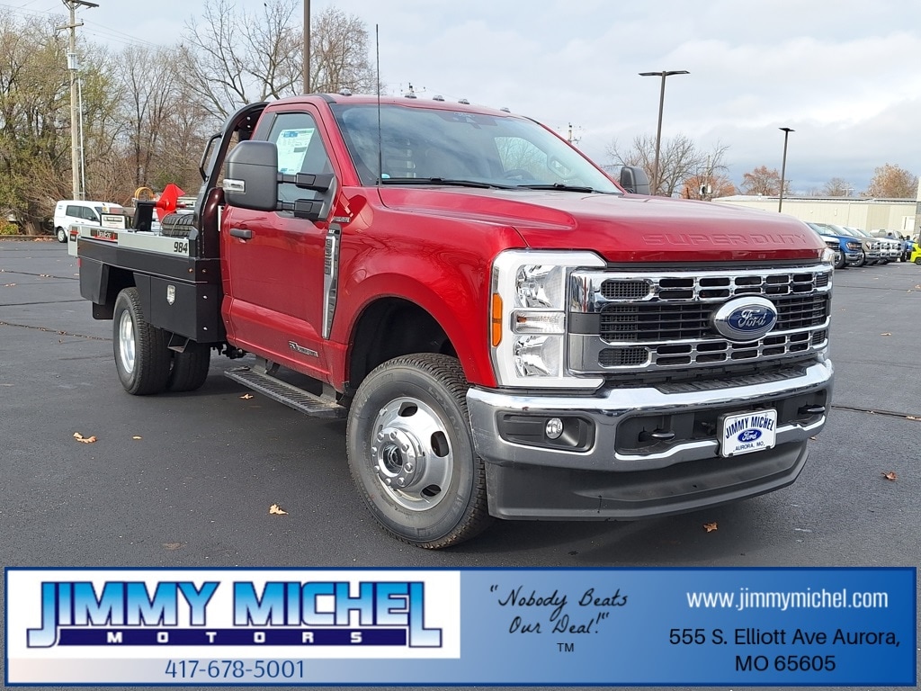 2026 Ford F-350 Super Duty Chassis Cab XLT's photo