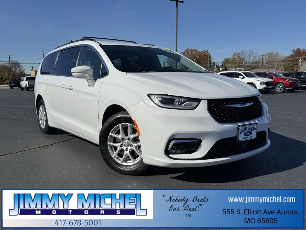 Used 2022 Chrysler Pacifica Touring L Minivan/Van