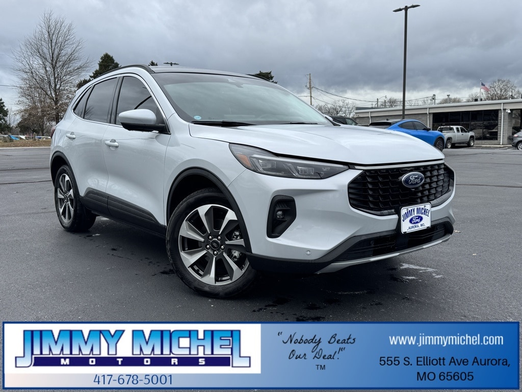 2025 Ford Escape Platinum's photo