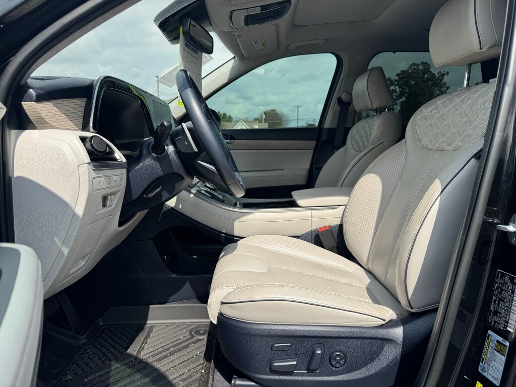 2022 Hyundai Palisade Limited photo 3