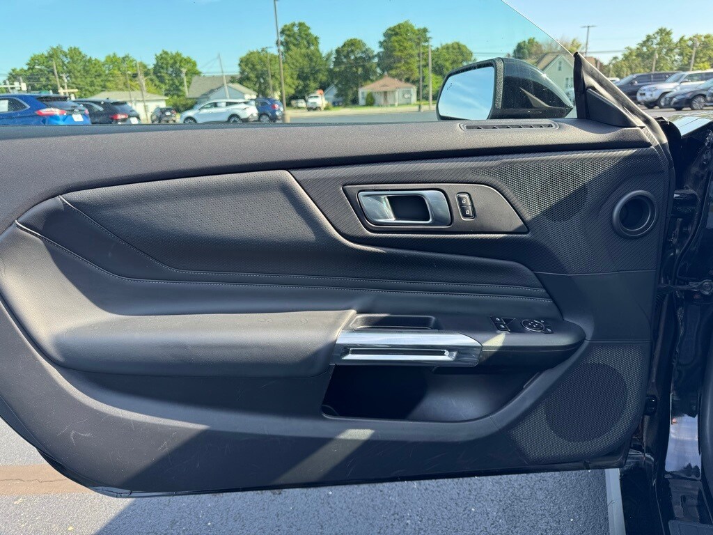 2024 Ford Mustang EcoBoost Premium photo 2