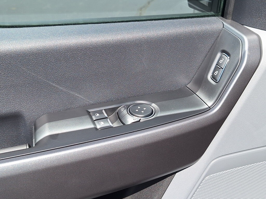 2026 Ford F-250 photo 3