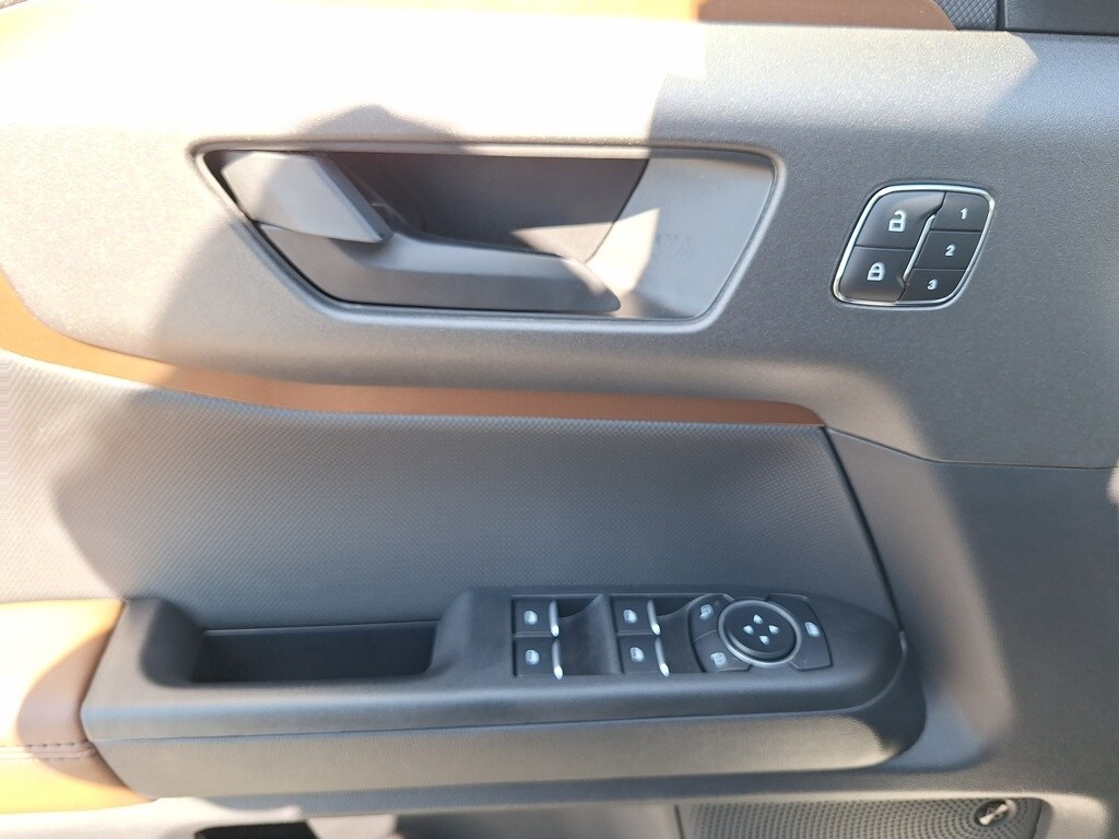 2025 Ford Bronco Sport Outer Banks photo 2