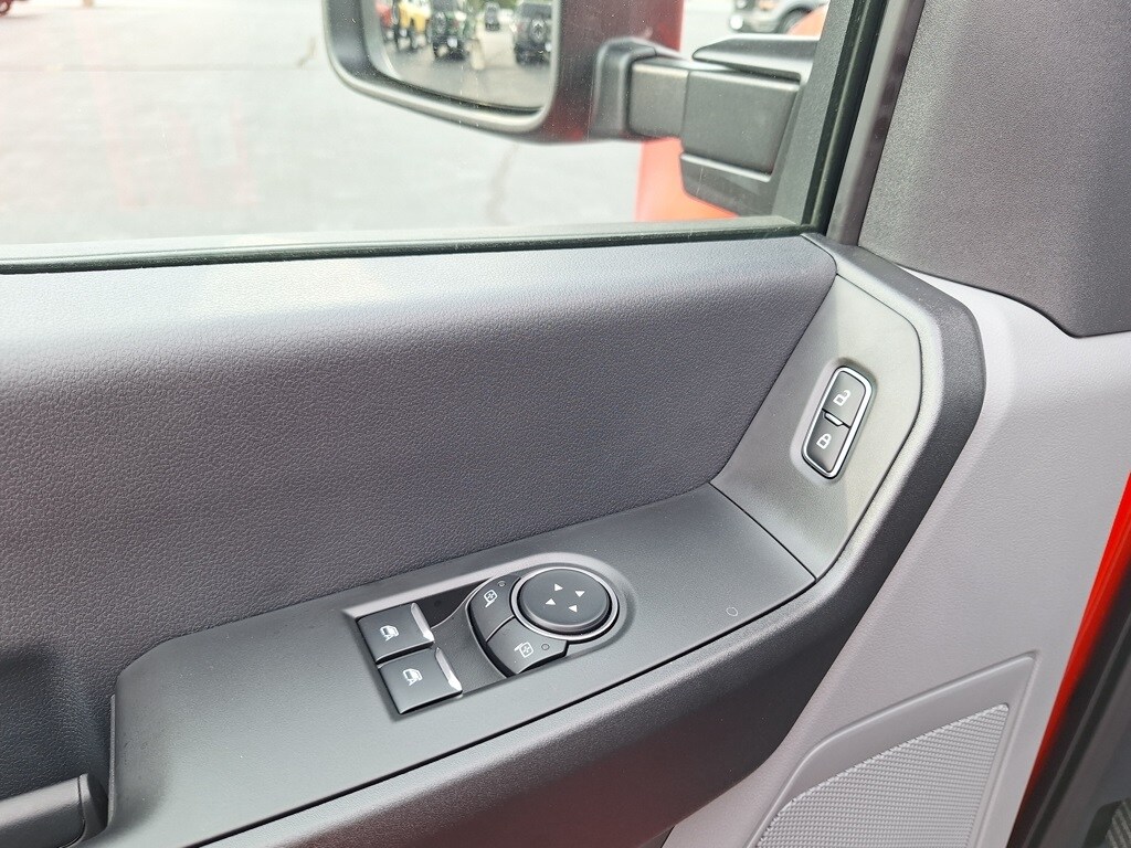 2026 Ford F-350 photo 3