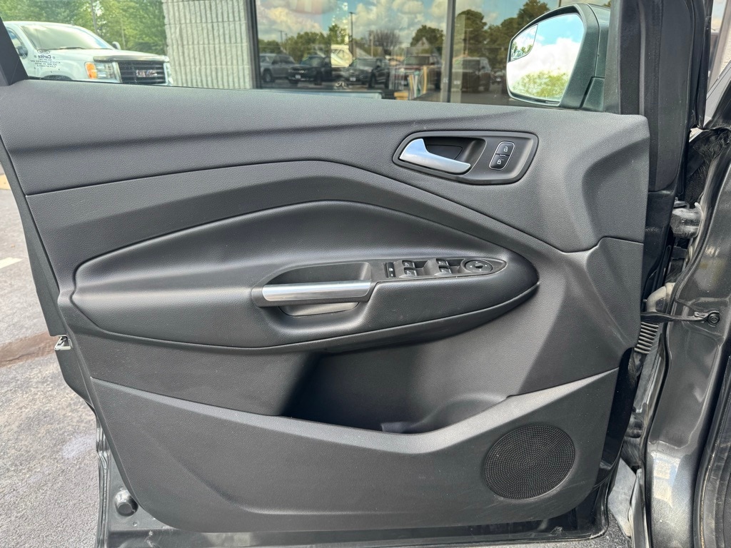 Used 2019 Ford Escape SE SUV
