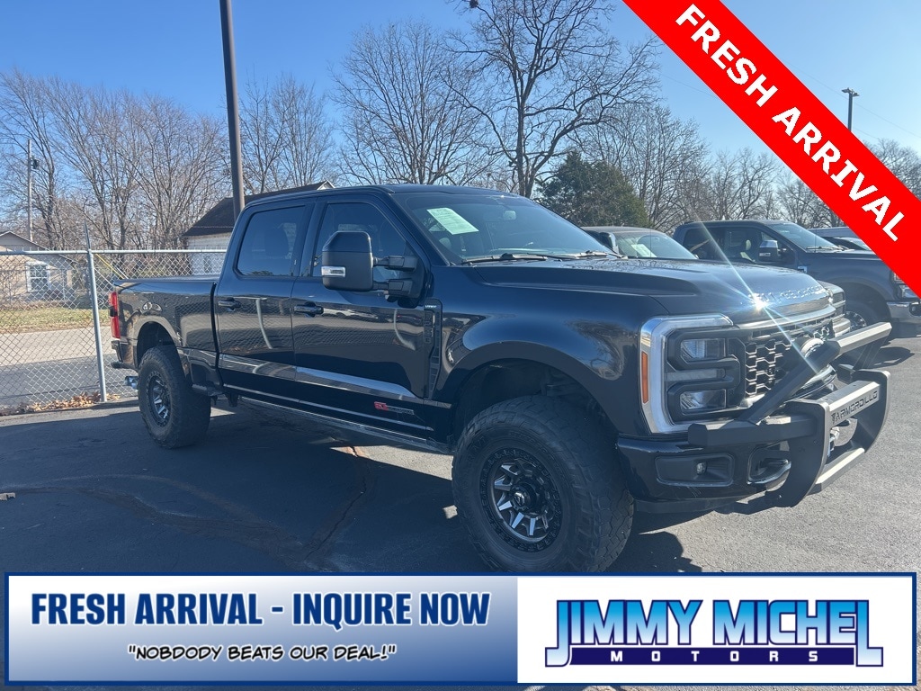 2023 Ford F-250 Super Duty Lariat's photo