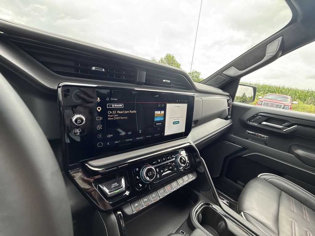 2025 GMC Sierra 1500 AT4X - Photo 19