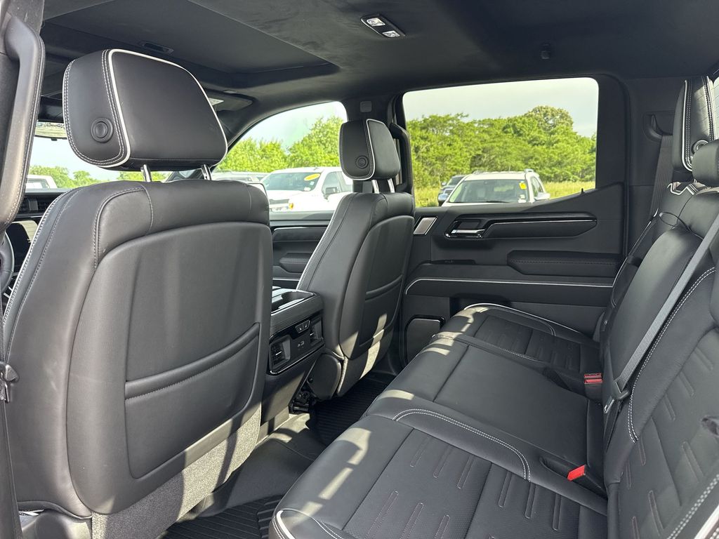 2026 GMC Sierra 1500 AT4X - Photo 32