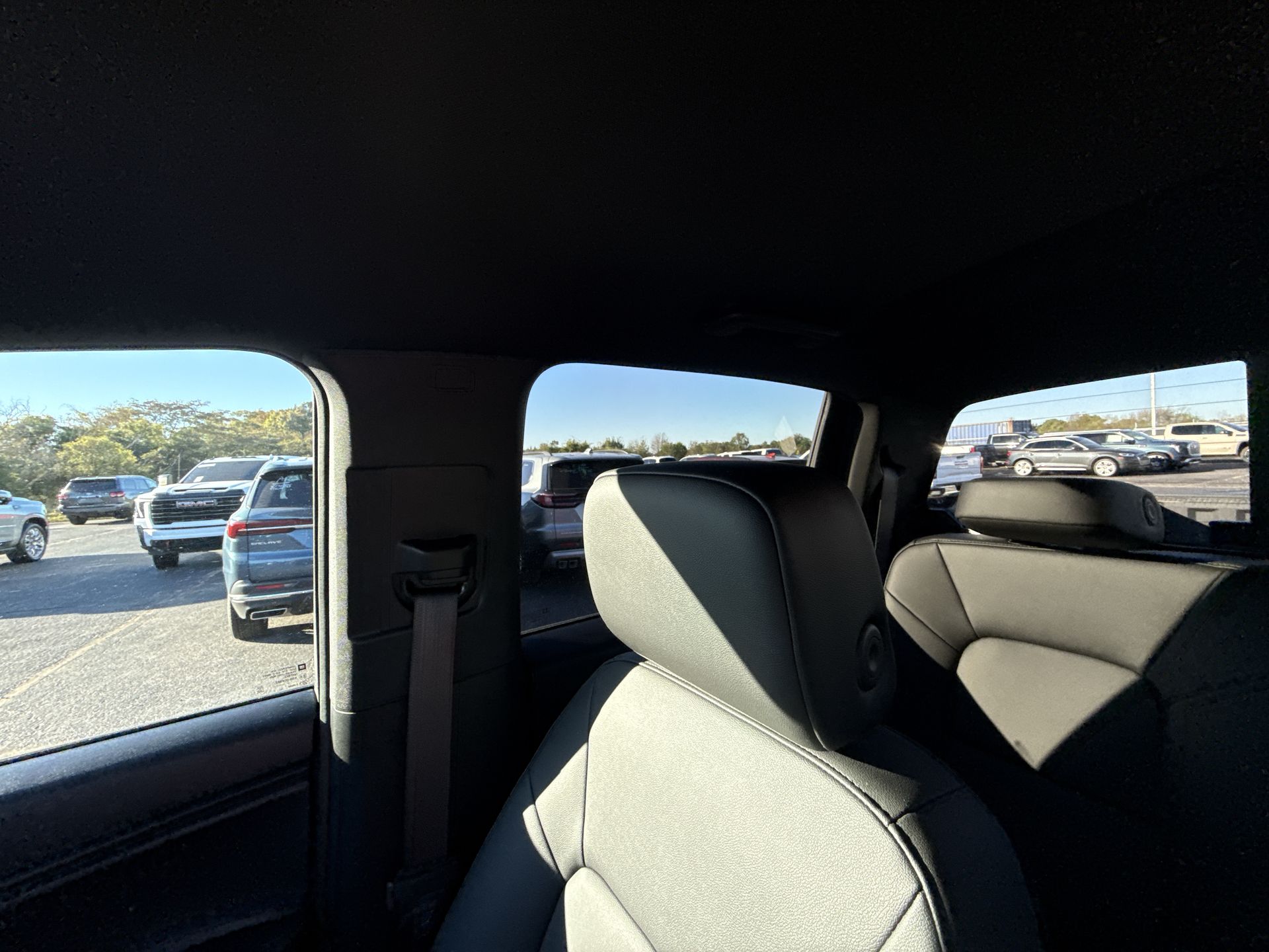 2026 Chevrolet Colorado Trail Boss - Photo 12