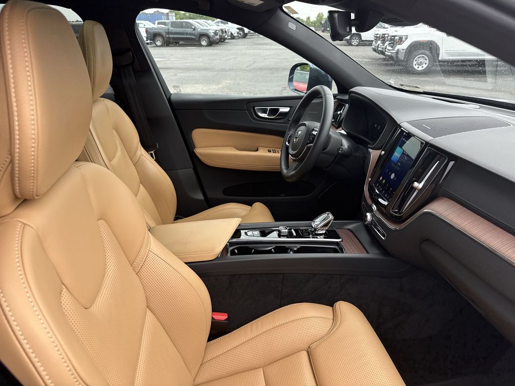 2023 Volvo XC60 Ultimate - Photo 13