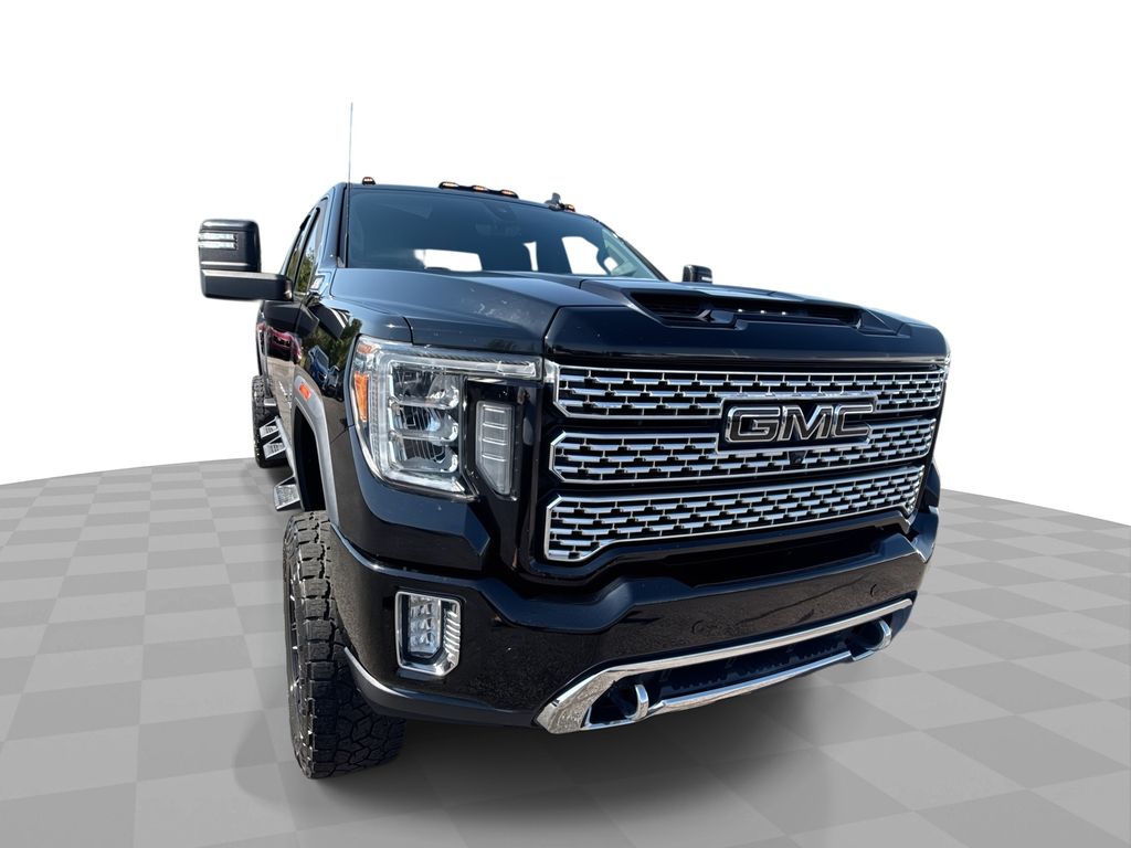 2020 GMC Sierra 4WD Crew Cab Standard Box Denali's photo