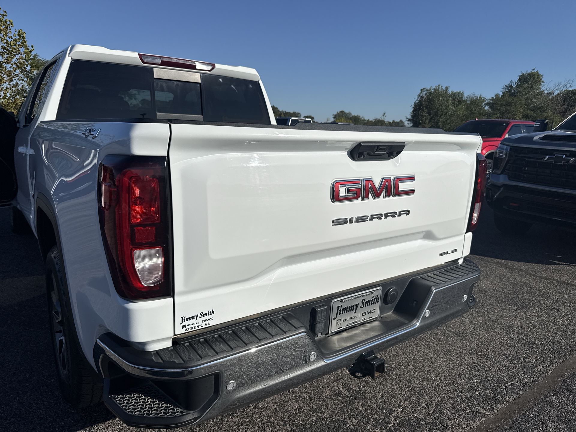 2024 GMC Sierra 1500 SLE - Photo 33