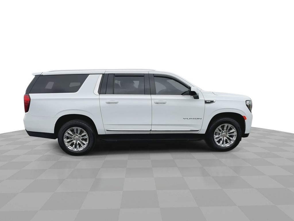 2023 Gmc Yukon XL SLT photo 2