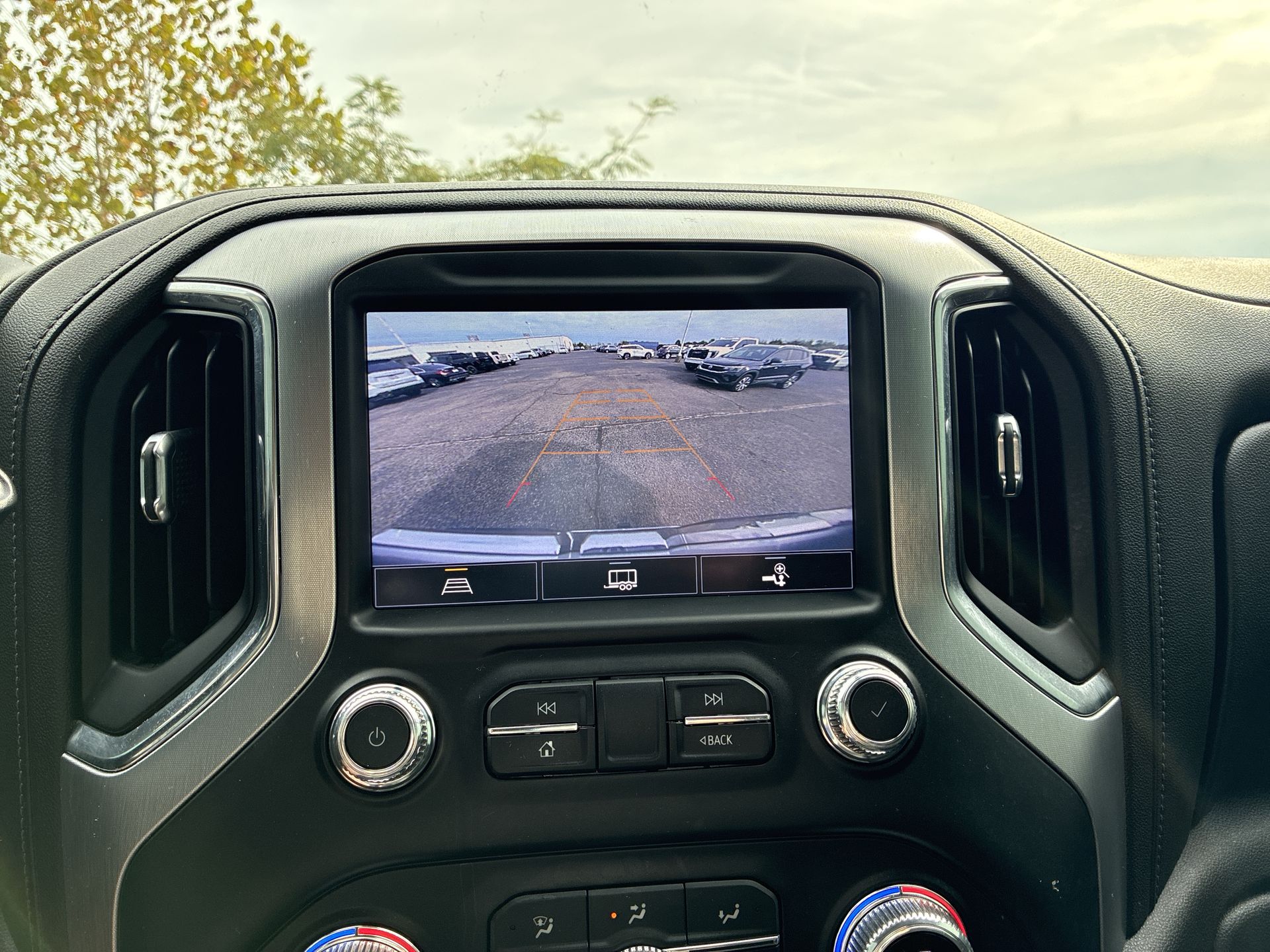 2021 GMC Sierra 1500 SLT - Photo 21
