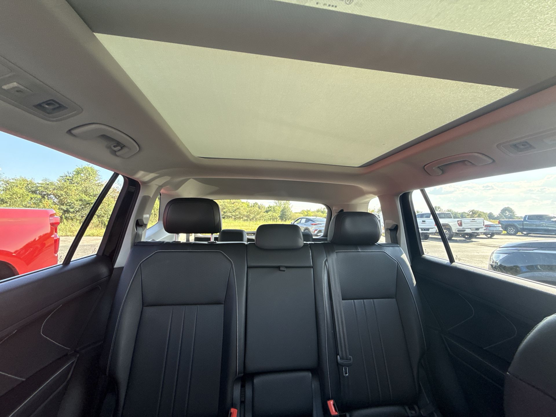 2024 Volkswagen Tiguan SE - Photo 11