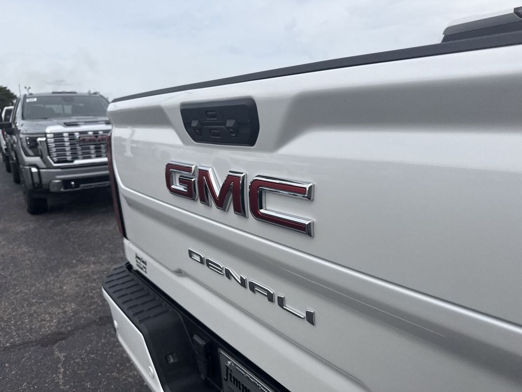 2024 GMC Sierra 2500HD Denali - Photo 39