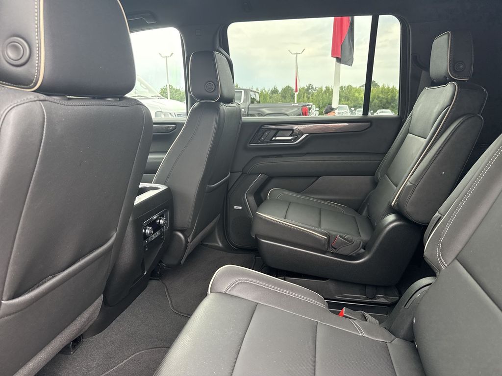 2026 GMC Yukon XL Elevation - Photo 31