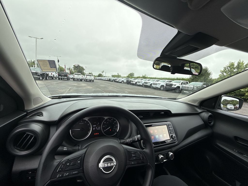 2024 Nissan Kicks S - Photo 16