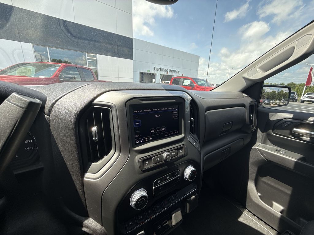 2024 GMC Sierra 1500 Pro - Photo 19