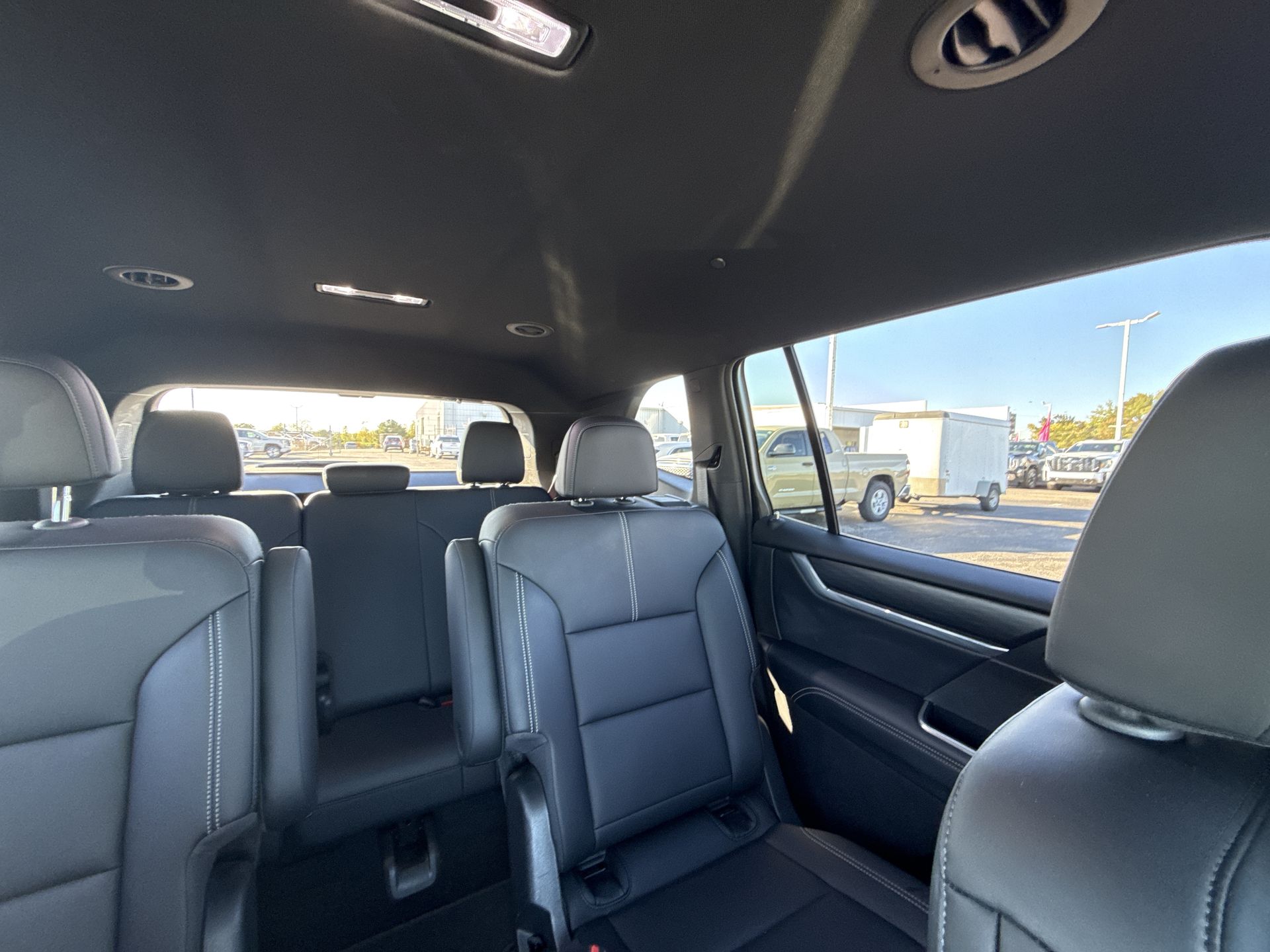 2026 GMC Acadia Elevation - Photo 13