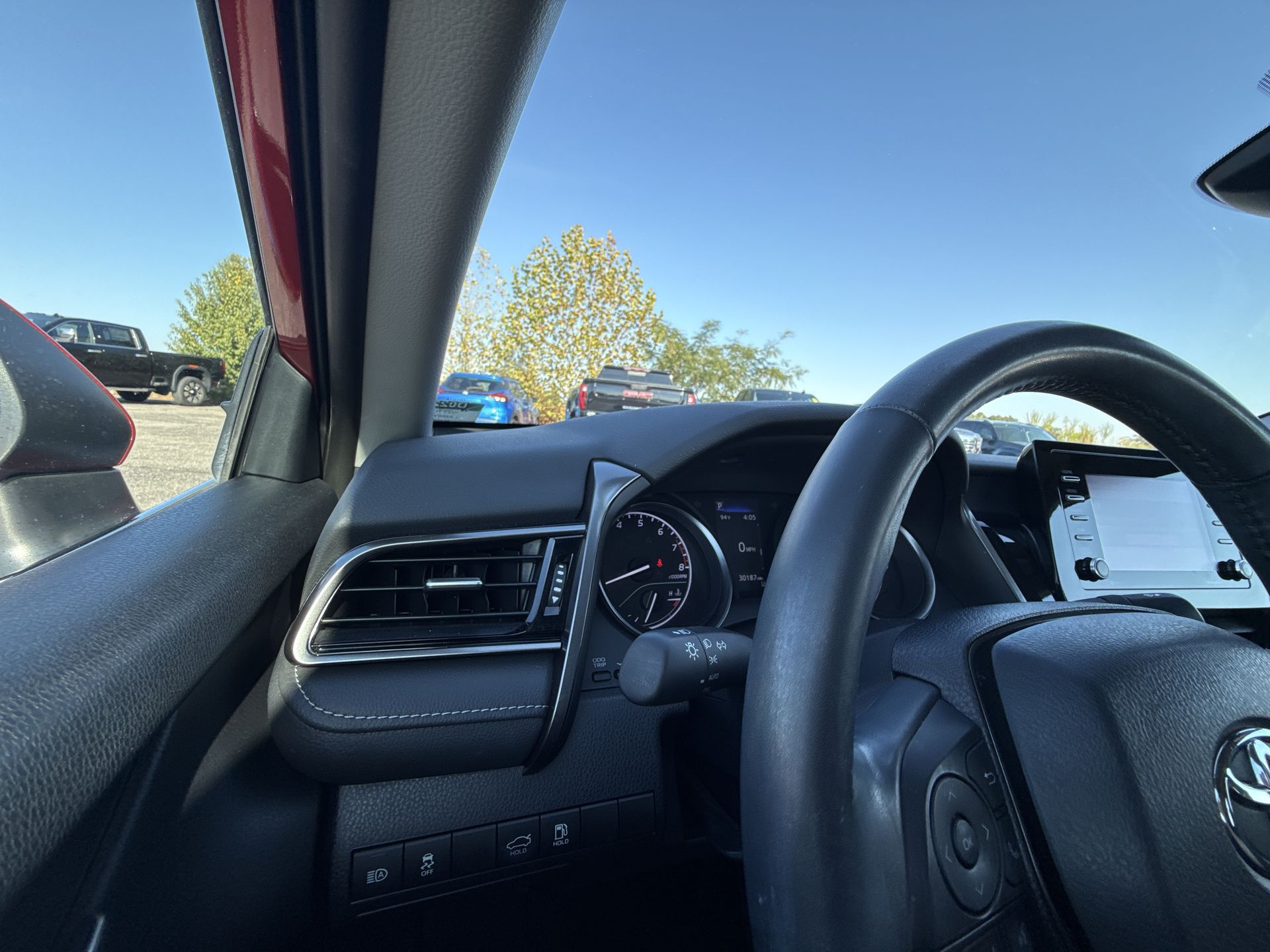 2023 Toyota Camry SE - Photo 23
