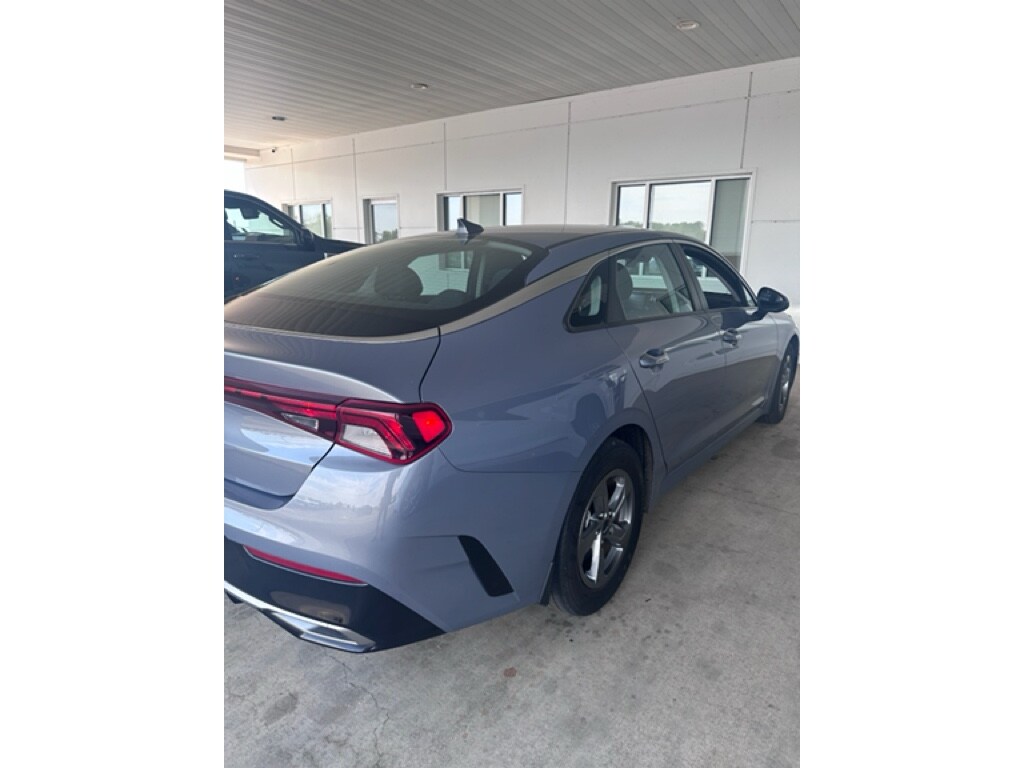 2023 Kia K5 LXS photo 4