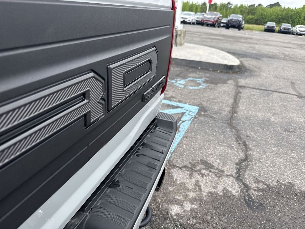 2024 Ford F-150 Raptor - Photo 39