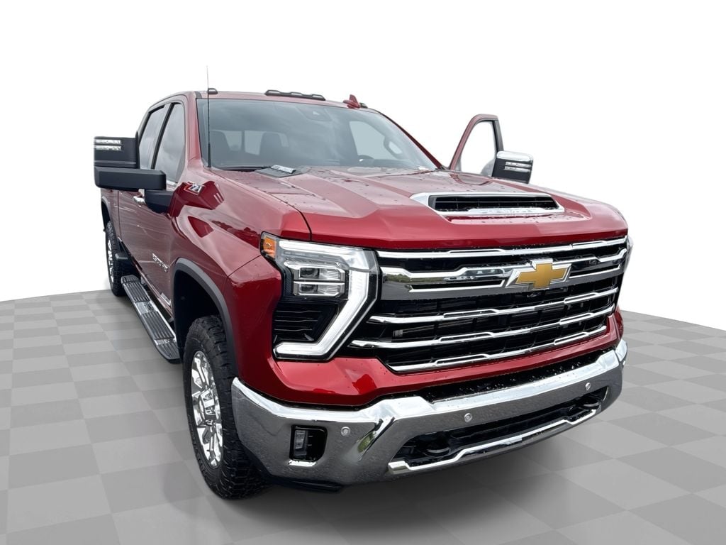 2025 Chevrolet Silverado HD LTZ 4WD Crew Cab Standard Box's photo