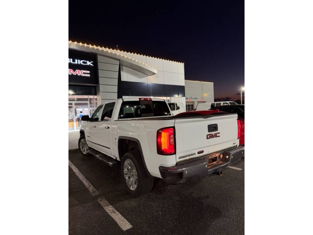 Used 2018 GMC Sierra 1500 SLT Truck