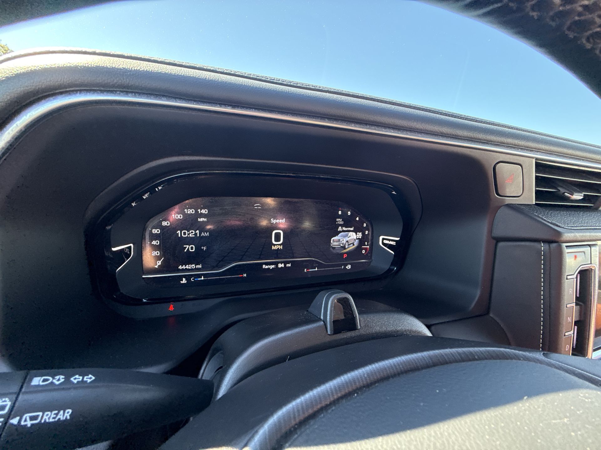 2024 GMC Yukon Denali Ultimate - Photo 18
