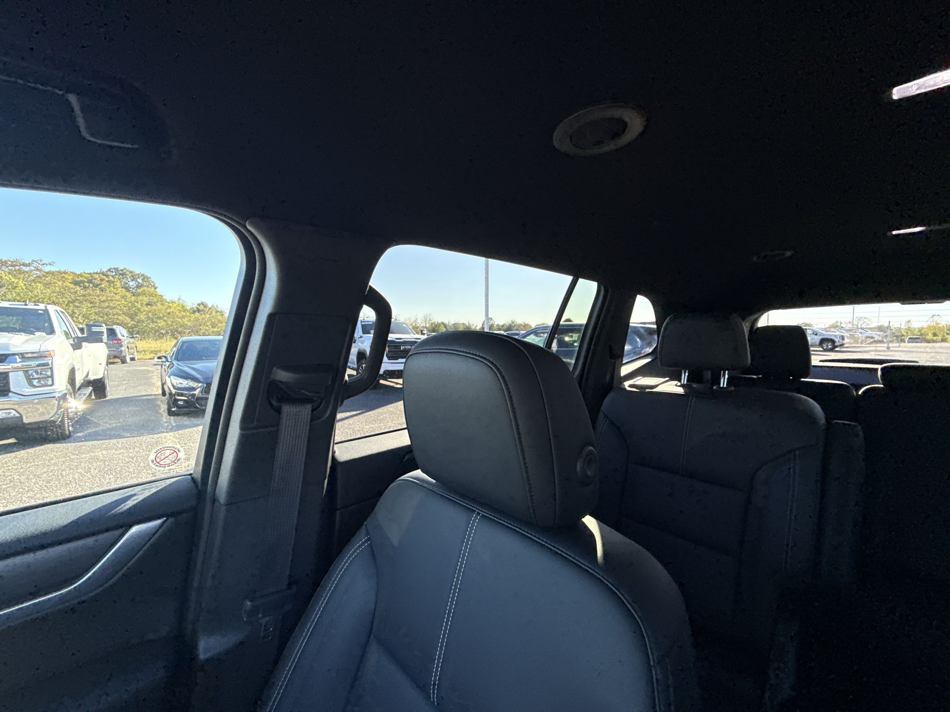 2026 GMC Acadia Elevation - Photo 11