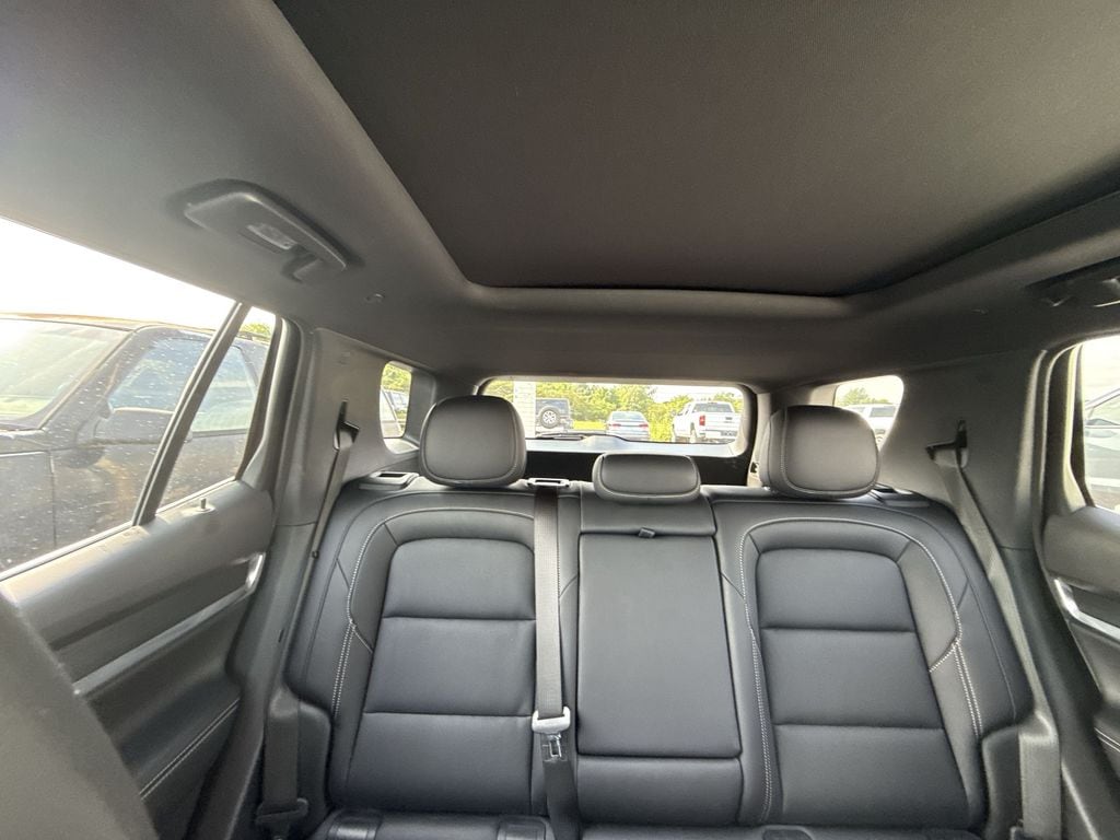 2025 GMC Terrain Elevation - Photo 11